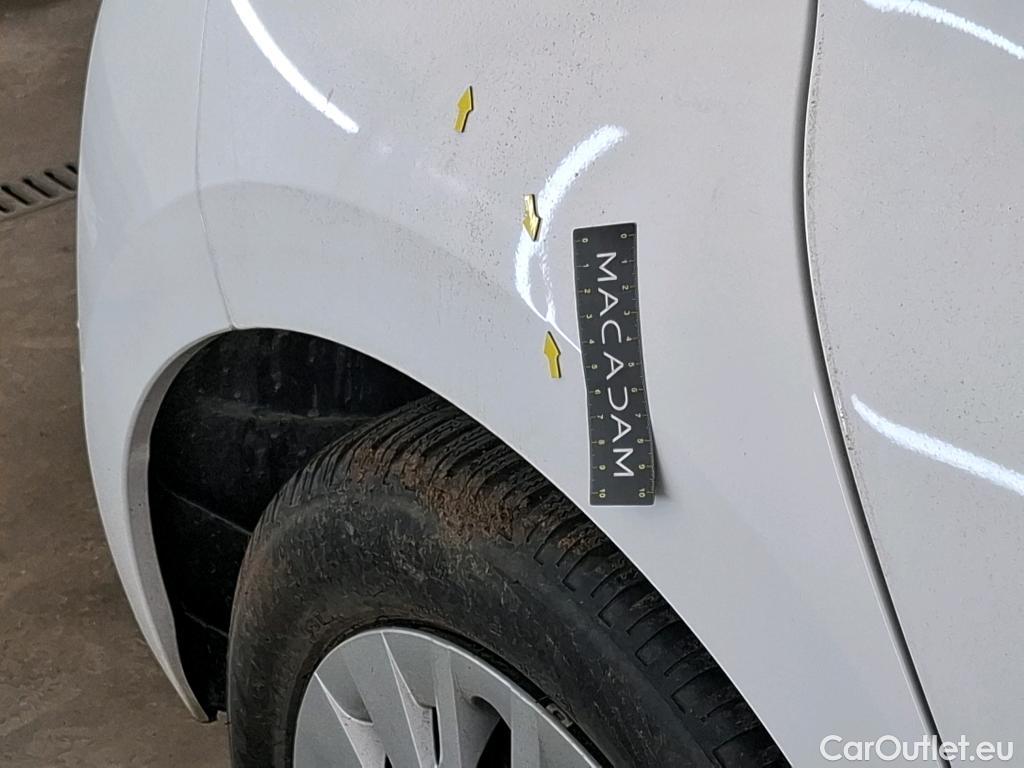  Toyota  Yaris TOYOTA  Hybride / 2019 / 5P / Berline Hybride 116h Dynamic Business Beyond Zer #16