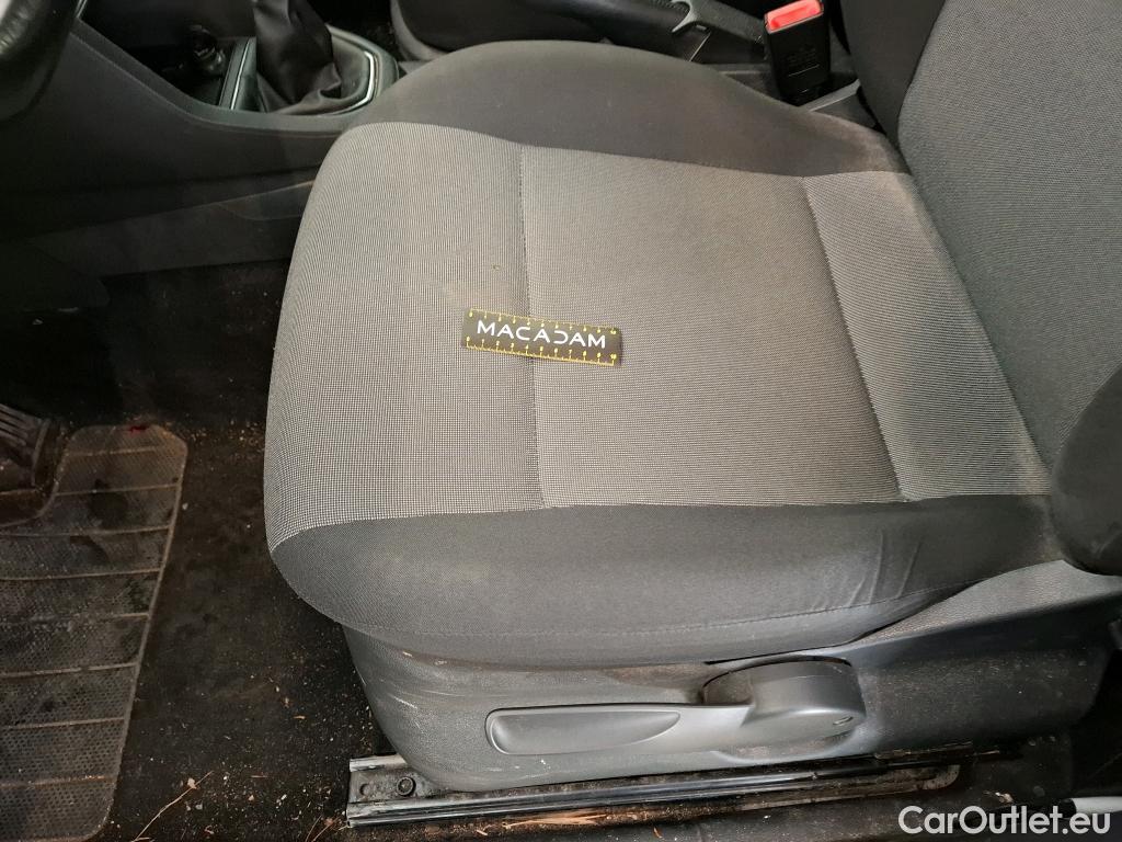  Volkswagen  Caddy VOLKSWAGEN  Maxi Van VU 4p Fourgonnette 2.0 TDI MAXI 150 Business Line Plus #43