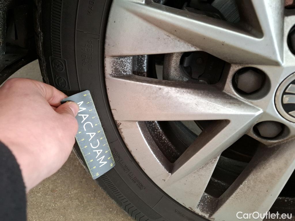  Skoda  Fabia  Ambition 1.0 MPI 80CV BVM5 E6d #14