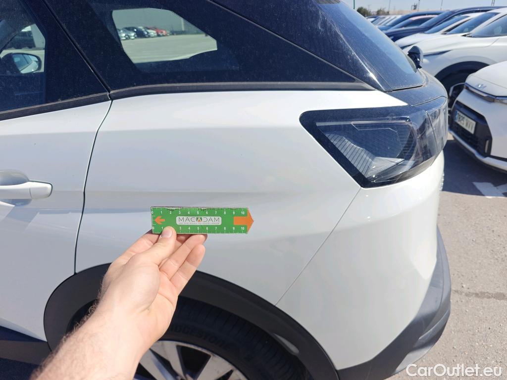  Peugeot  3008 PEUGEOT  / 2020 / 5P / todoterreno 1.2 PureTech 96KW S&S Active Pack EAT8 #24