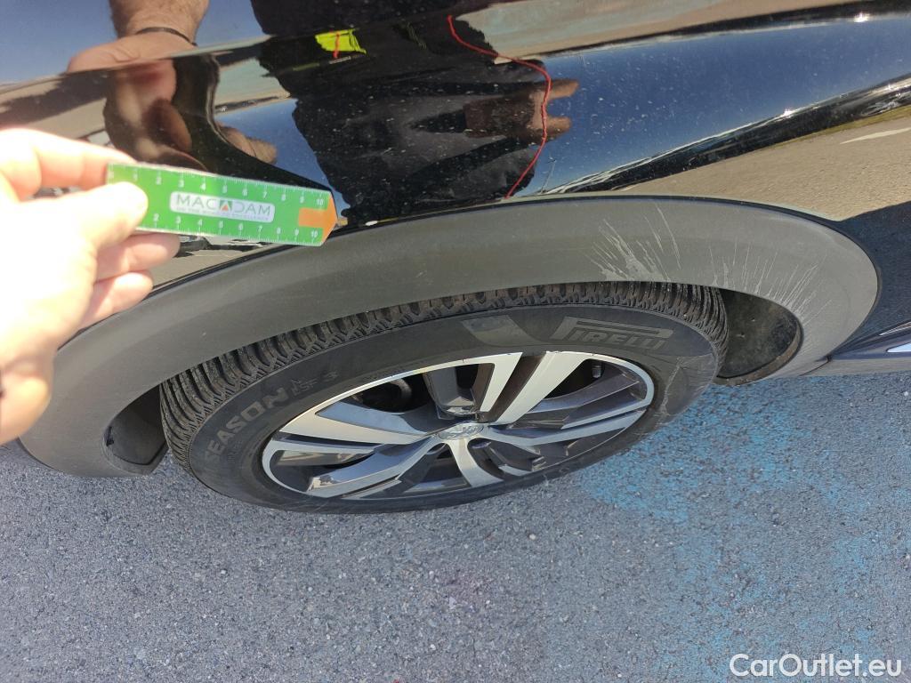  Peugeot  3008  Allure 1.5 HDi 130CV AT8 E6d #26