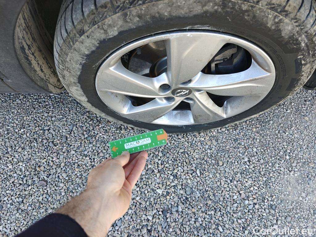  Opel   Grandland X OPEL PHEV / 2017 / 5P / todoterreno 1.6 Turbo Edition Auto 4x2 #7