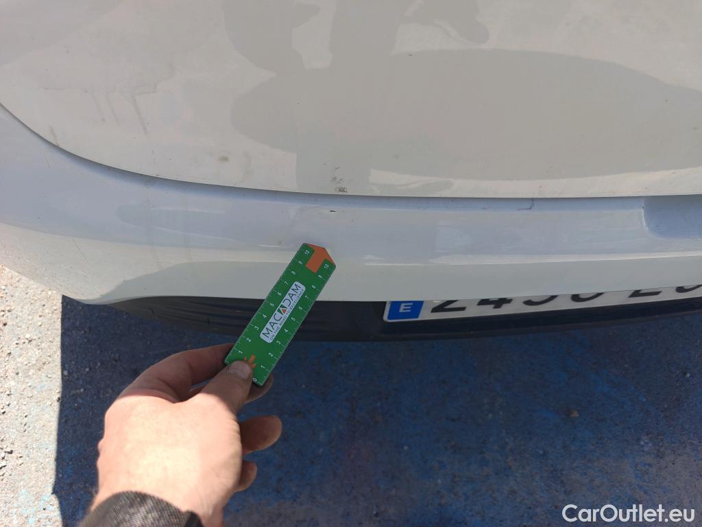  Renault  Clio RENAULT  / 2016 / 5P / berlina con portón Business TCe 66kW (90CV) GLP -18 #29