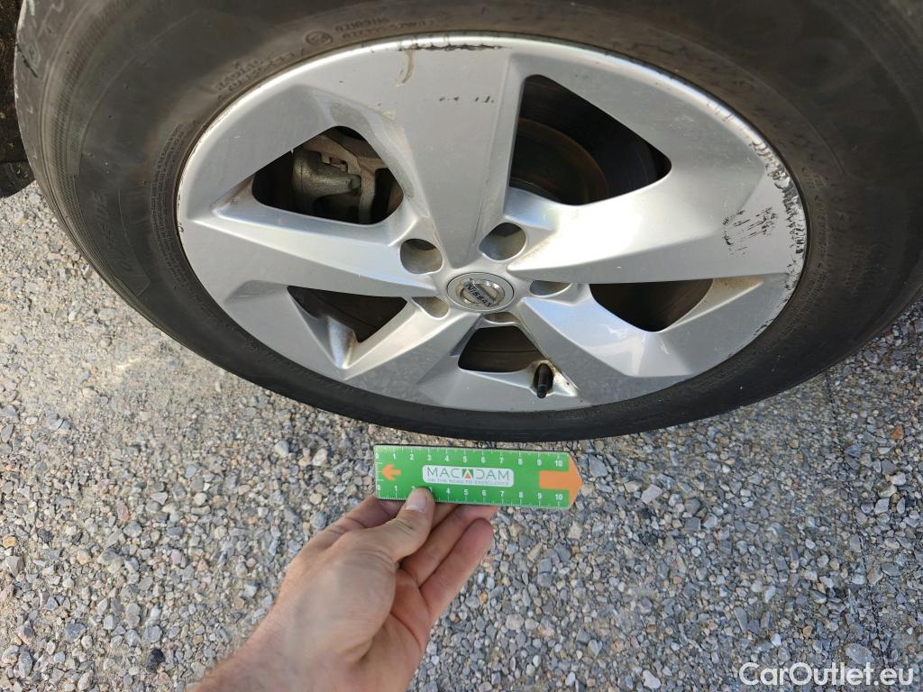  Nissan  Qashqai NISSAN  / 2017 / 5P / todoterreno DIG-T 116 kW (160 CV) E6D DCT ACENTA #42