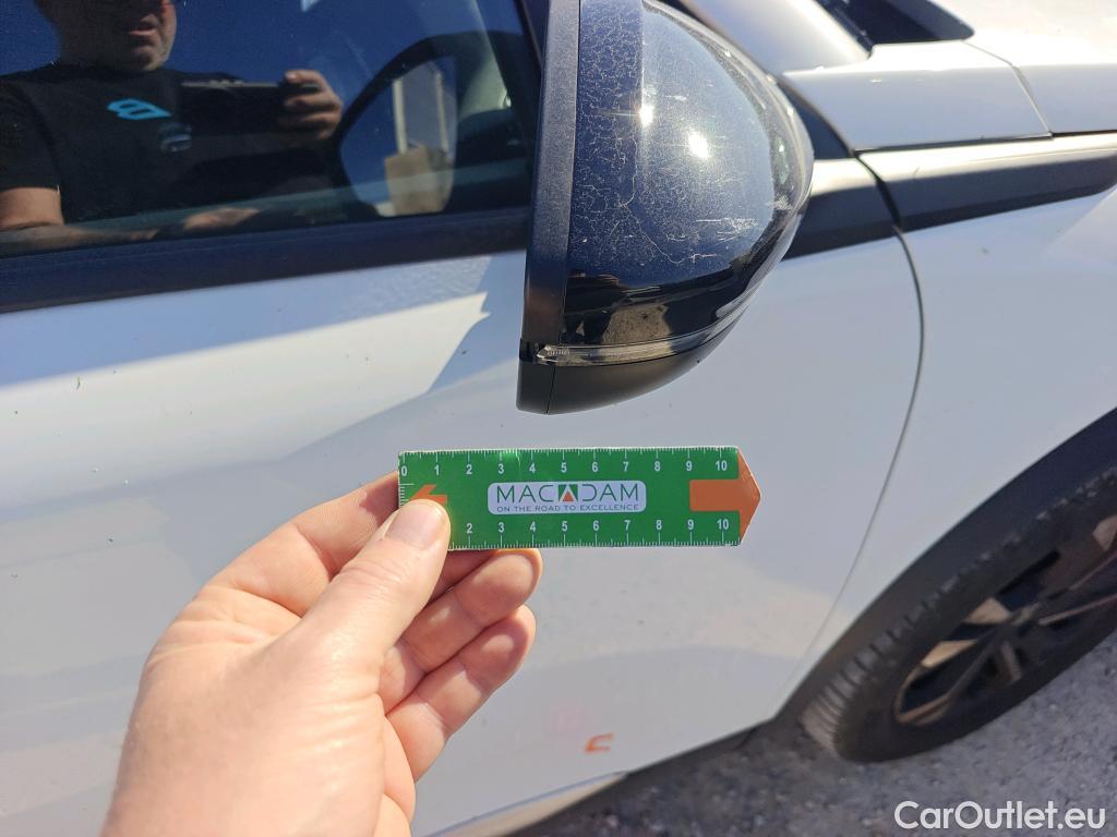  Peugeot  2008 PEUGEOT  / 2019 / 5P / todoterreno Allure BlueHDI 81kW (110CV) #5