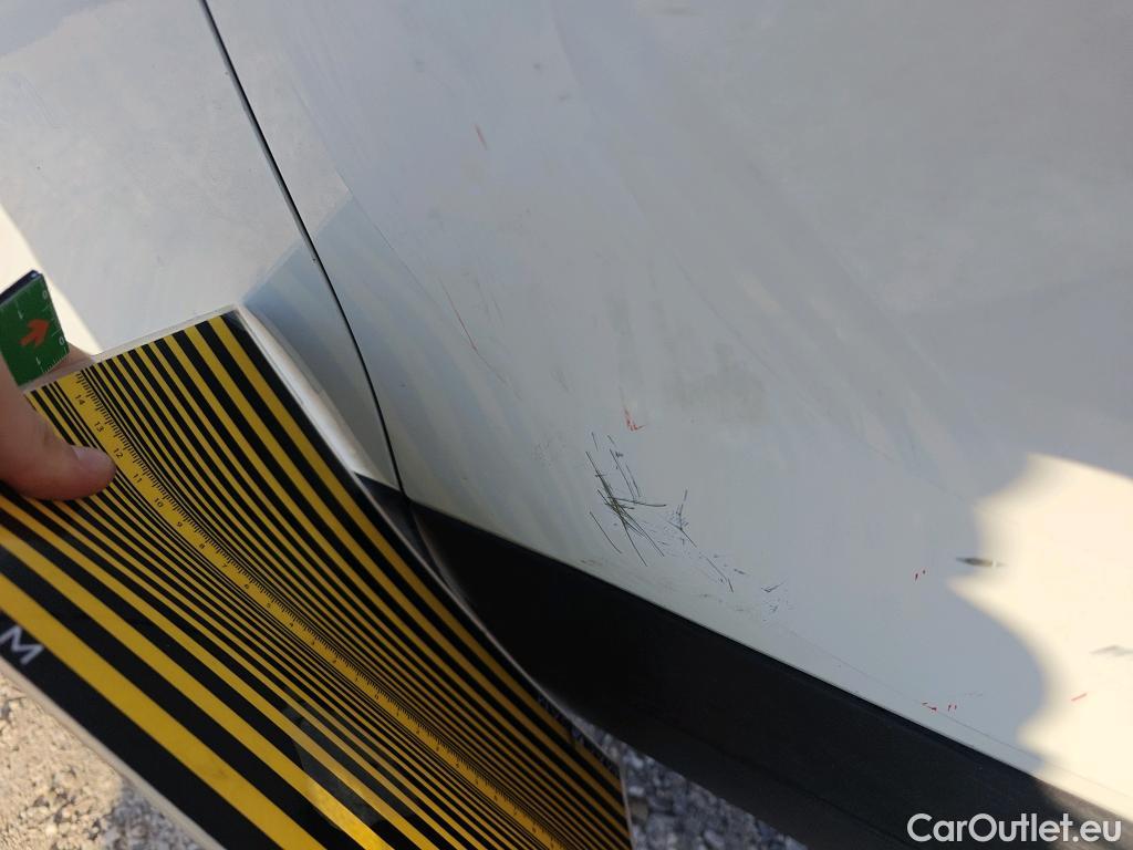  Peugeot  2008  Active Pack 1.2 PureTech 130CV MT6 E6d #10