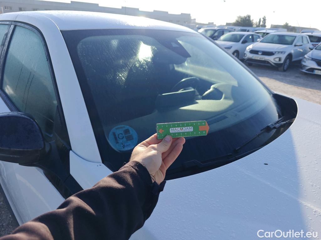  Peugeot  2008  Active Pack 1.2 PureTech 130CV MT6 E6d #1