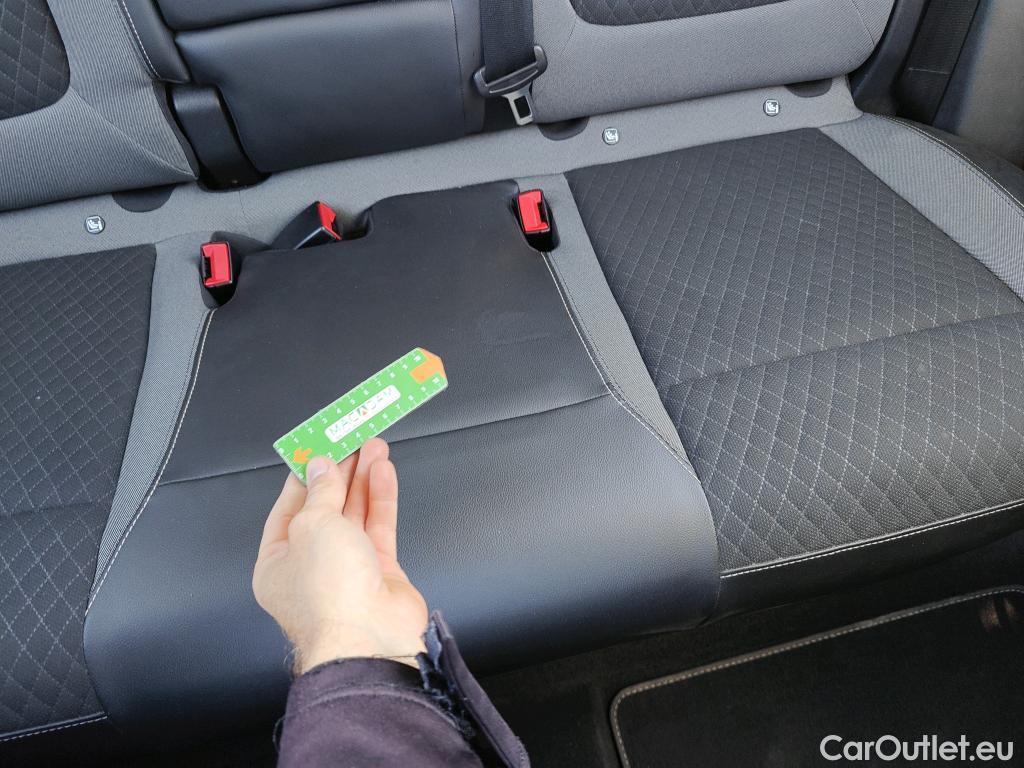  Opel   Grandland X OPEL PHEV / 2017 / 5P / todoterreno 1.6 Turbo Edition Auto 4x2 #39