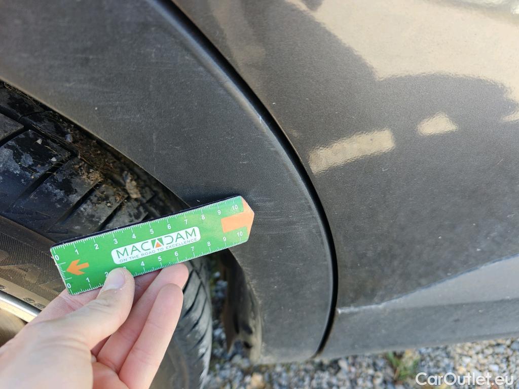  Opel   Grandland X OPEL PHEV / 2017 / 5P / todoterreno 1.6 Turbo Edition Auto 4x2 #37