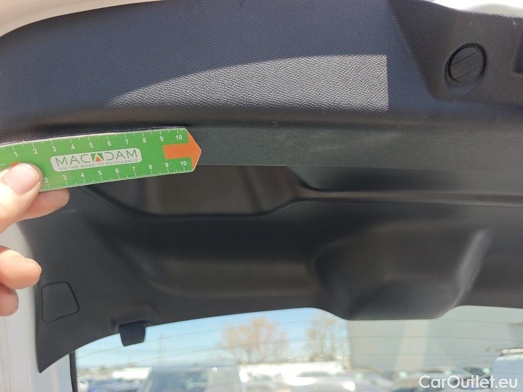  Opel  Corsa OPEL  / 2019 / 5P / berlina con portón 1.2T XHL 74kW (100CV) Elegance (CX) #10