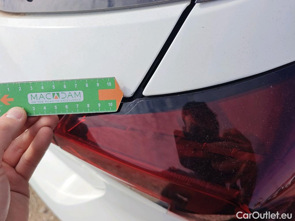  Opel  Corsa OPEL  / 2019 / 5P / berlina con portón 1.2T XHL 74kW (100CV) Edition #60