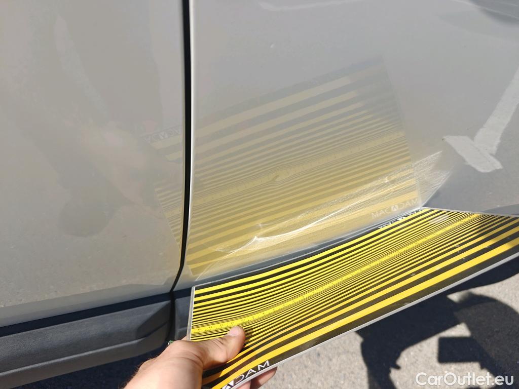  Peugeot  3008 PEUGEOT  / 2020 / 5P / todoterreno 1.2 PureTech 96KW S&S Active Pack EAT8 #31