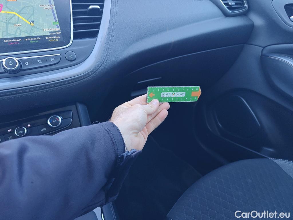  Opel   Grandland X OPEL PHEV / 2017 / 5P / todoterreno 1.6 Turbo Edition Auto 4x2 #19