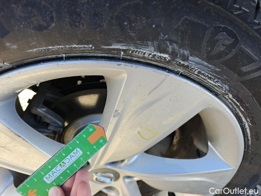  Opel   Grandland X OPEL PHEV / 2017 / 5P / todoterreno 1.6 Turbo Edition Auto 4x2 #17