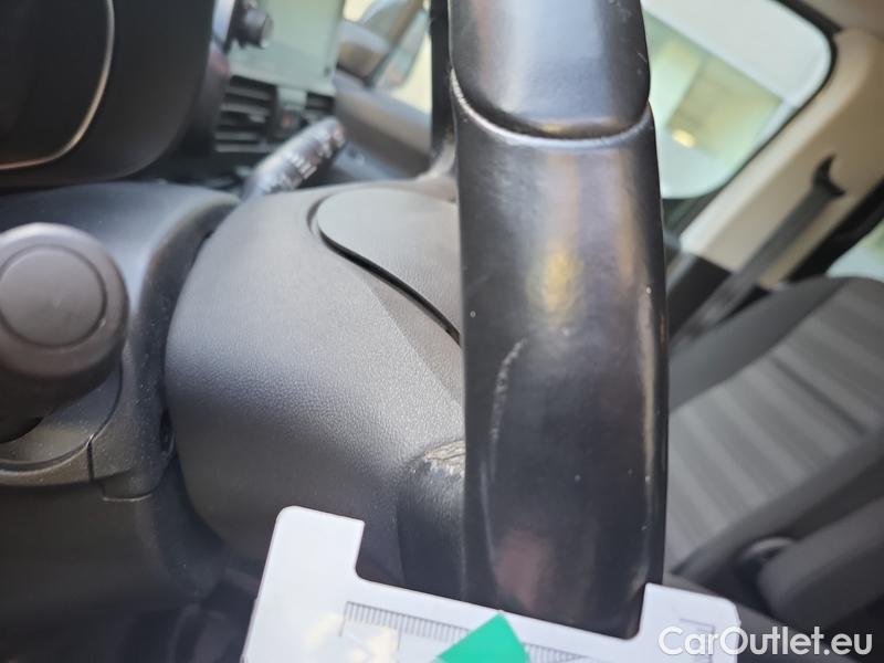  Opel  Combo   E Cargo (2018) Com.L.1.5D 96 Elegance Plus 5d #2