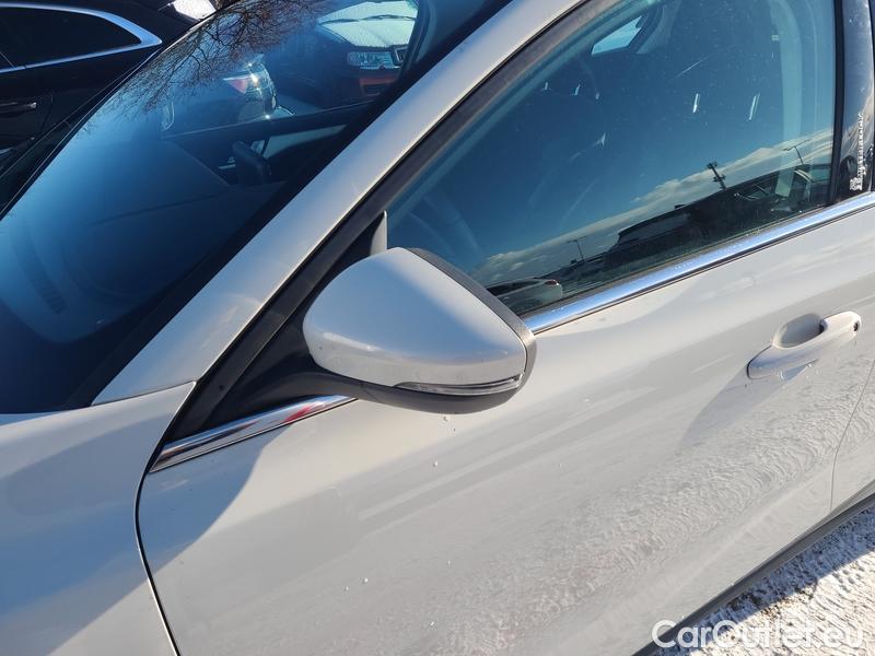  Ford  Focus   (CGE)(2018->)  1.5EBl 120 Tre.Ed.Pl. #3