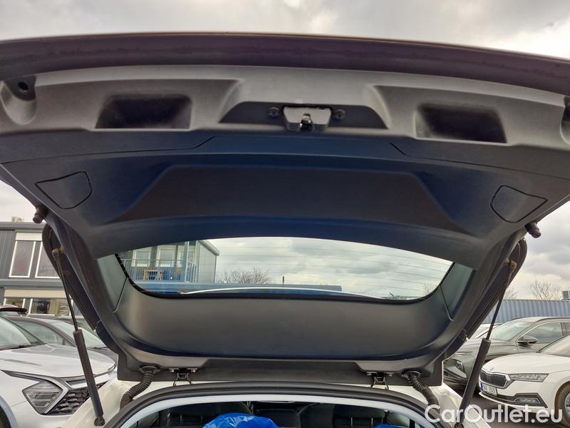  Peugeot  308 -SW  (P5) (2021)  SW 1.2 PT 130 ACTIVE P 5d #11