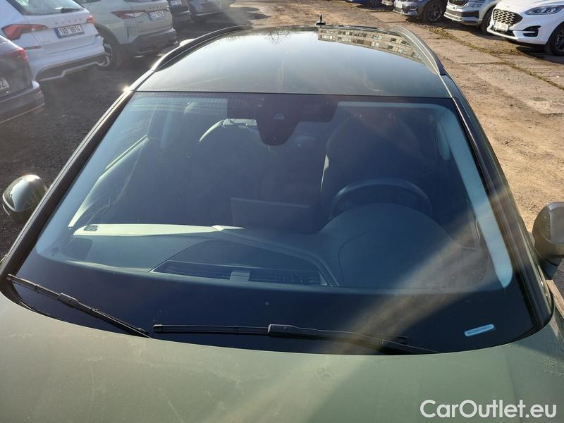  Audi  A4  Avant (8WD)  (2019)  Av. 40 TDI S line quat. AT #1