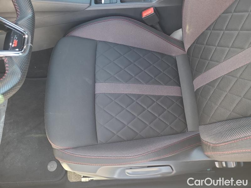  Skoda  Octavia  Lim. (NX3)(2020)  2.0 TSI 180 RS 5d #11