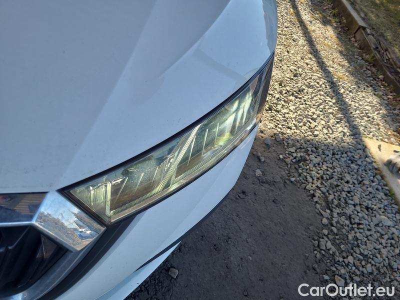  Skoda  Octavia  Combi (NX3)(2020) Oct.Combi 2.0TDI 110 Style AT #9