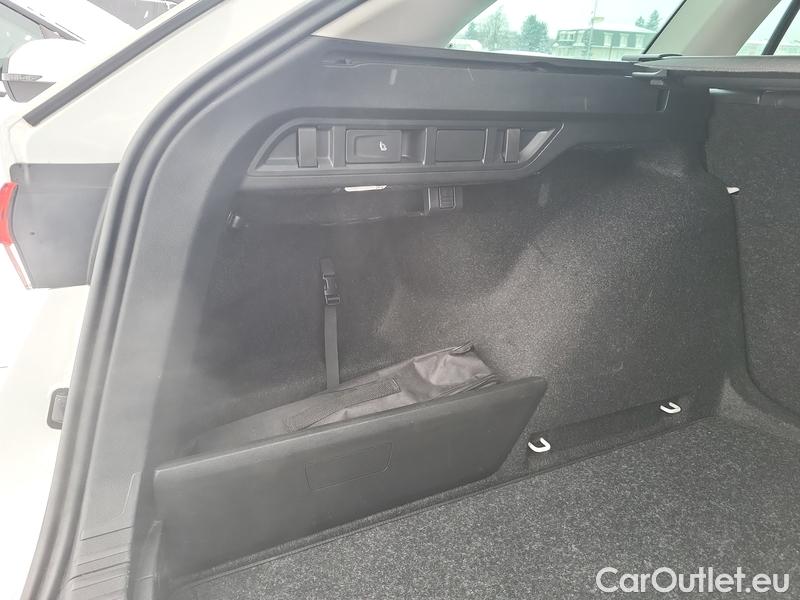  Skoda  Octavia  Combi (NX3)(2020) Oct.Com.1.5e-TEC 110 Style AT #9