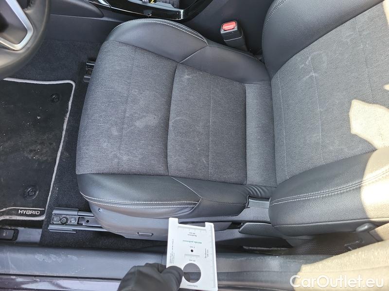  Toyota  Corolla  TouringSports (E21) (2019)  TS 1.8Hyb Style AT #2