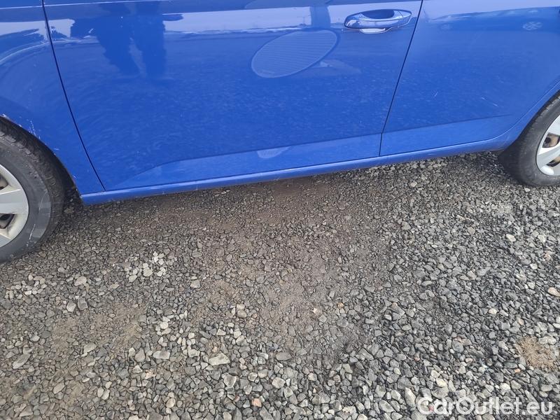  Skoda  Fabia  3 (2015)  1.0TSI 70 Active #4