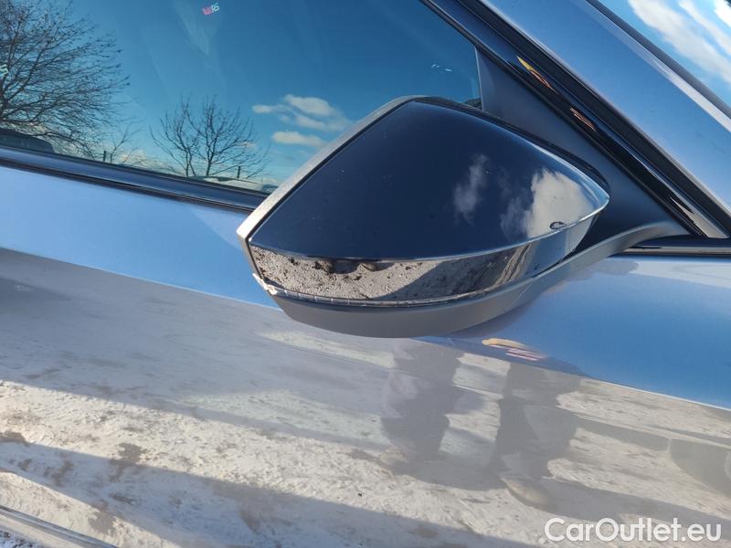  Skoda  Octavia  Lim. (NX3)(2020)  2.0 TSI 180 RS 5d #6