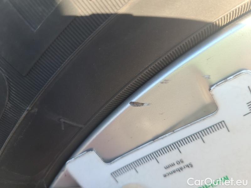  Skoda  Octavia  Lim. (NX3)(2020)  1.5e-TEC 110 Style AT #18