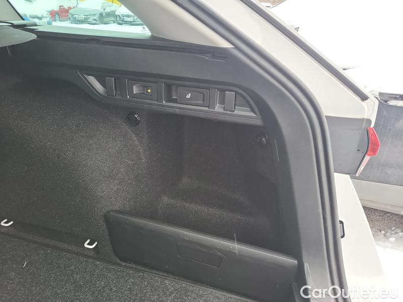  Skoda  Octavia  Combi (NX3)(2020) Oct.Com.1.5e-TEC 110 Style AT #8