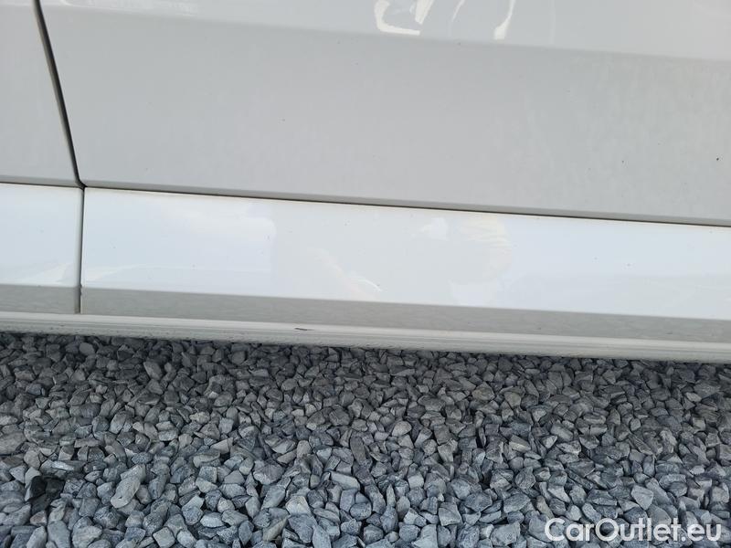  Skoda  Superb  Combi (N25) (2023) Sup.C.FL1.5TSI 110 Style AT #25