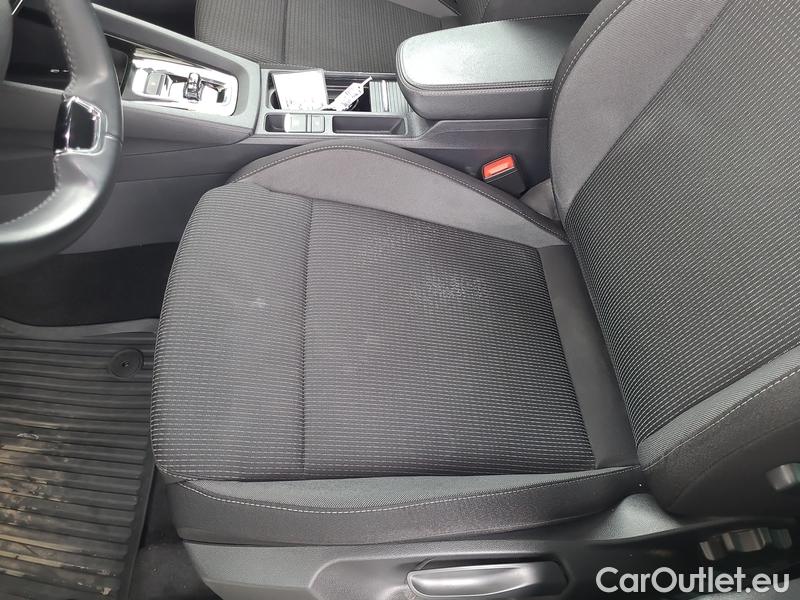  Skoda  Octavia  Lim. (NX3)(2020)  2.0TSI 140 Amb 4x4 AT #6