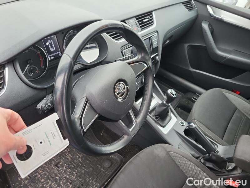  Skoda  Octavia  Lim.  (5E3)(03.2017->)  1.0TSI 85 Ambition #7