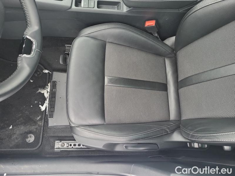  Skoda  Octavia  Combi (NX3)(2020) Oct.Com.1.5e-TEC 110 Style AT #3