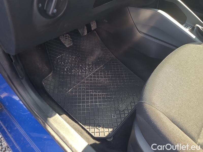  Skoda  Fabia  3 (2015)  1.0TSI 70 Active #2