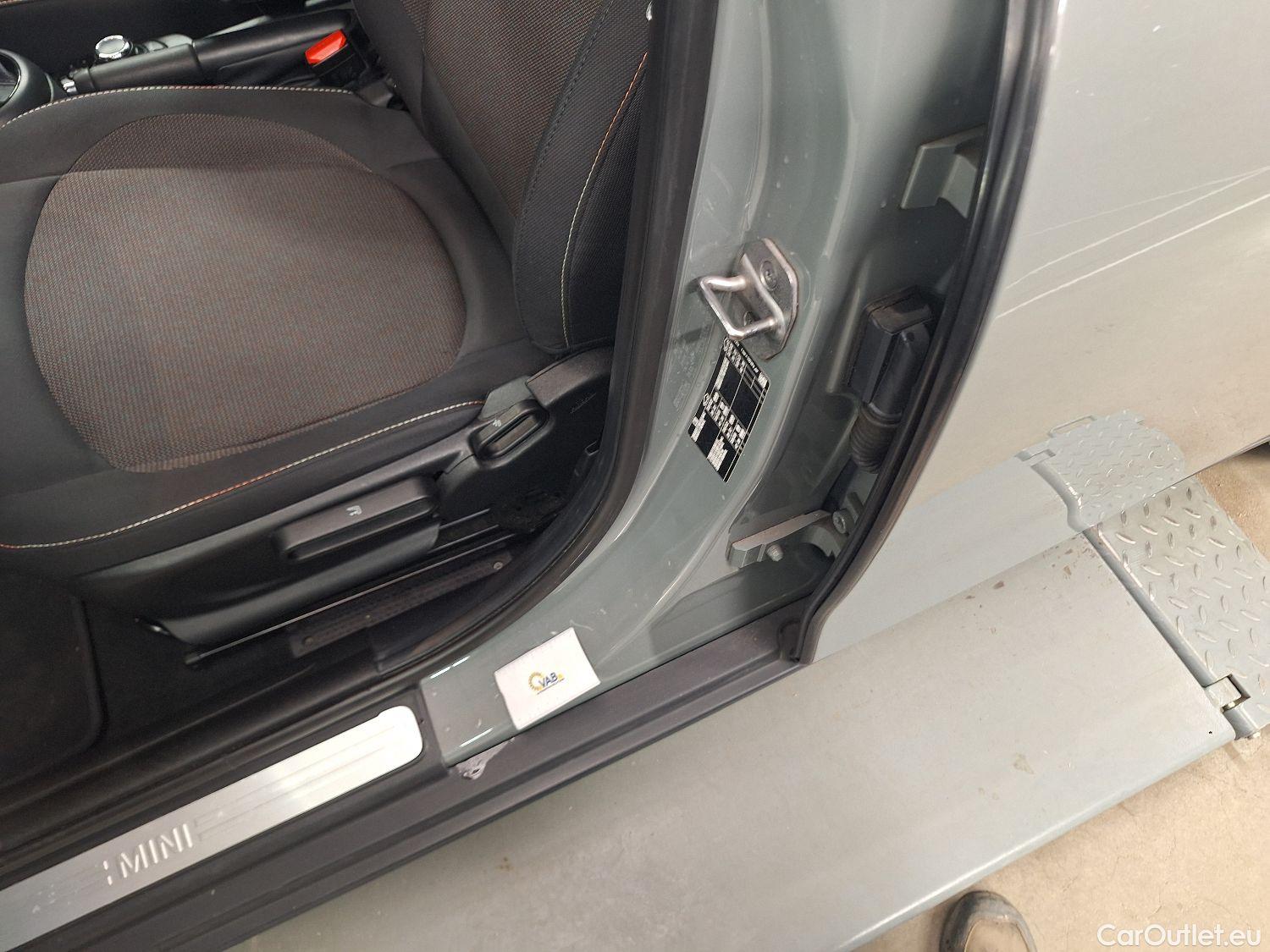  Mini  Cooper MINI, Mini 5d '14, Mini 5 door One 5d #32