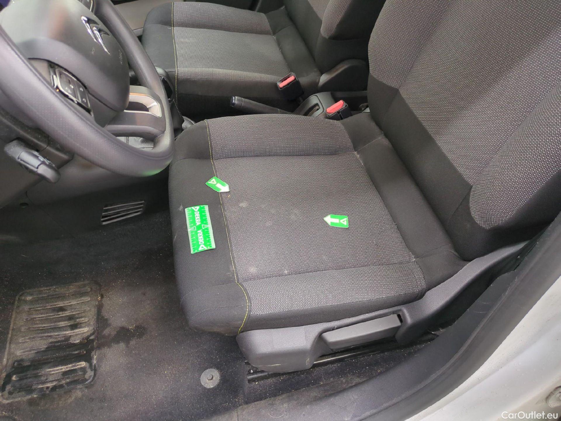  Citroen  C3  Société Feel 1.2 PureTech 80CV BVM5 E6d #11