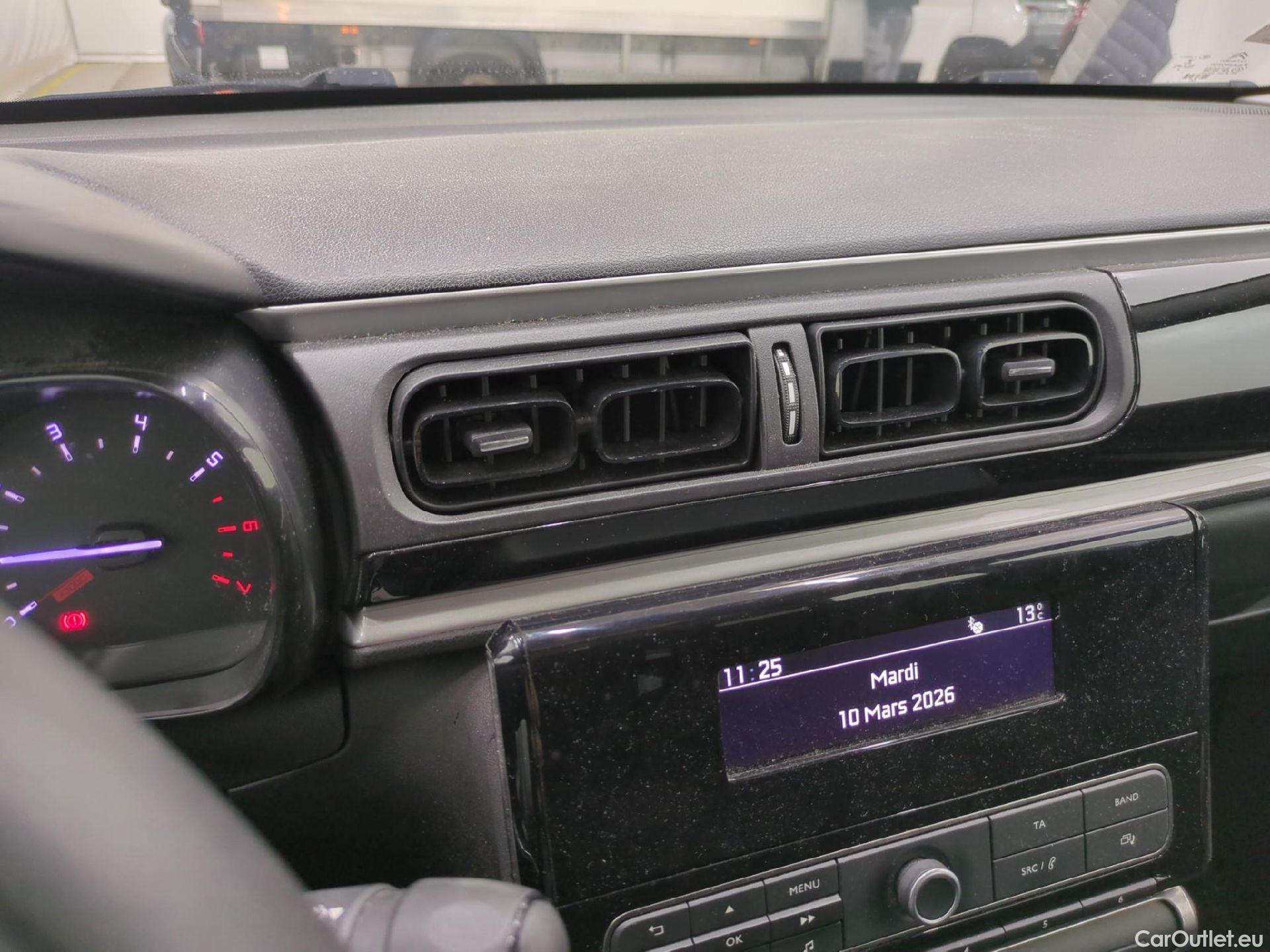  Citroen  C3  Société Feel 1.2 PureTech 80CV BVM5 E6d #1