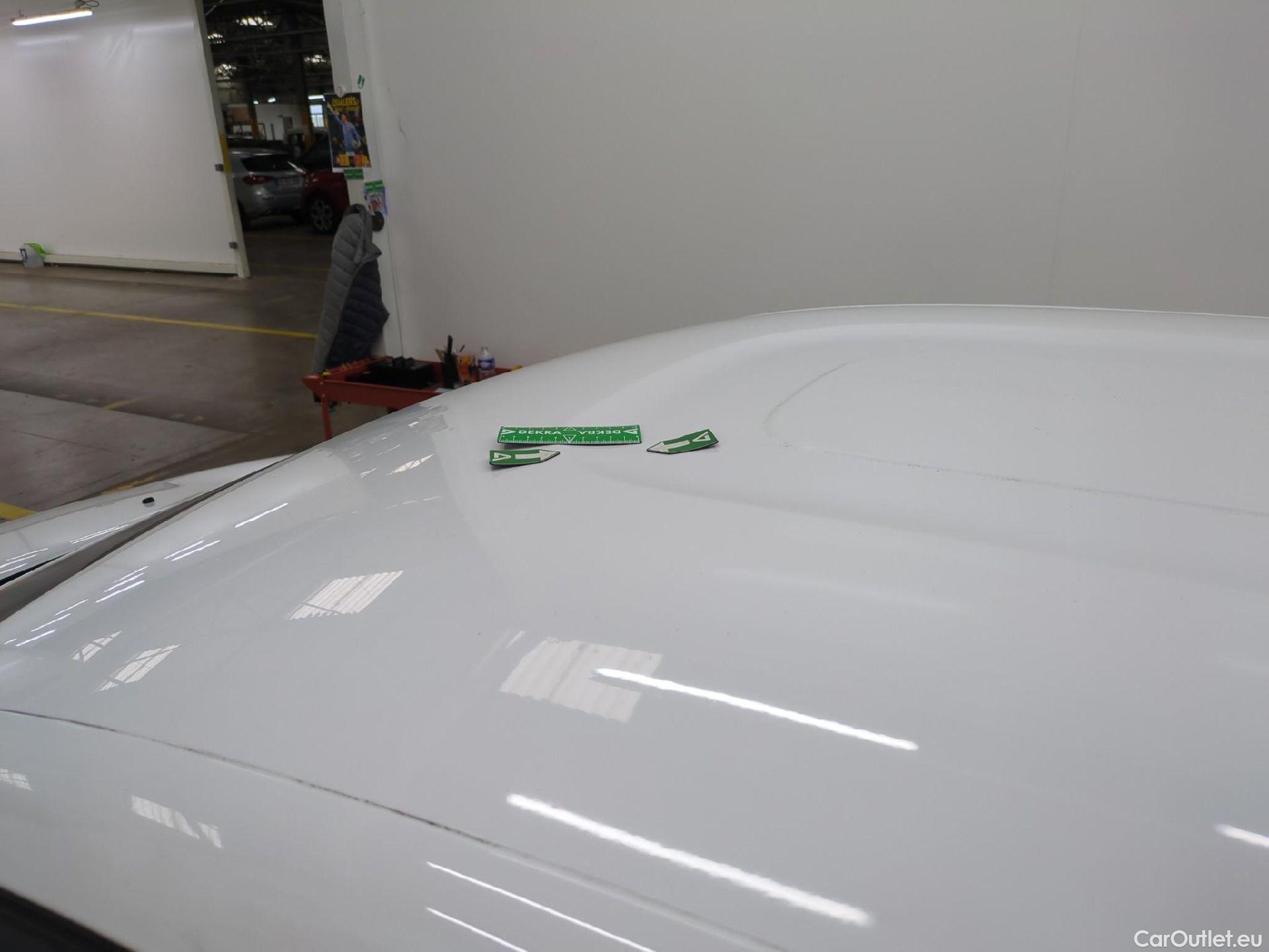  Citroen  C3  Société Feel 1.2 PureTech 80CV BVM5 E6d #28