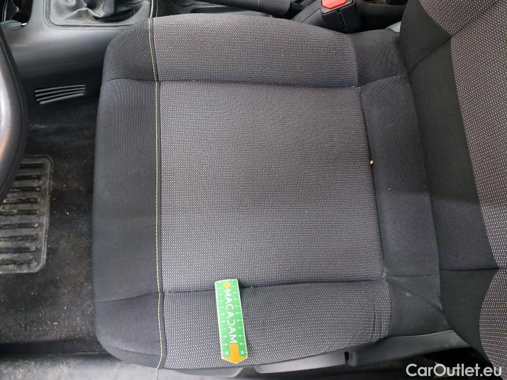  Citroen  C3  Société Feel Nav 1.5 BlueHDI 100CV BVM5 E6dT  #4