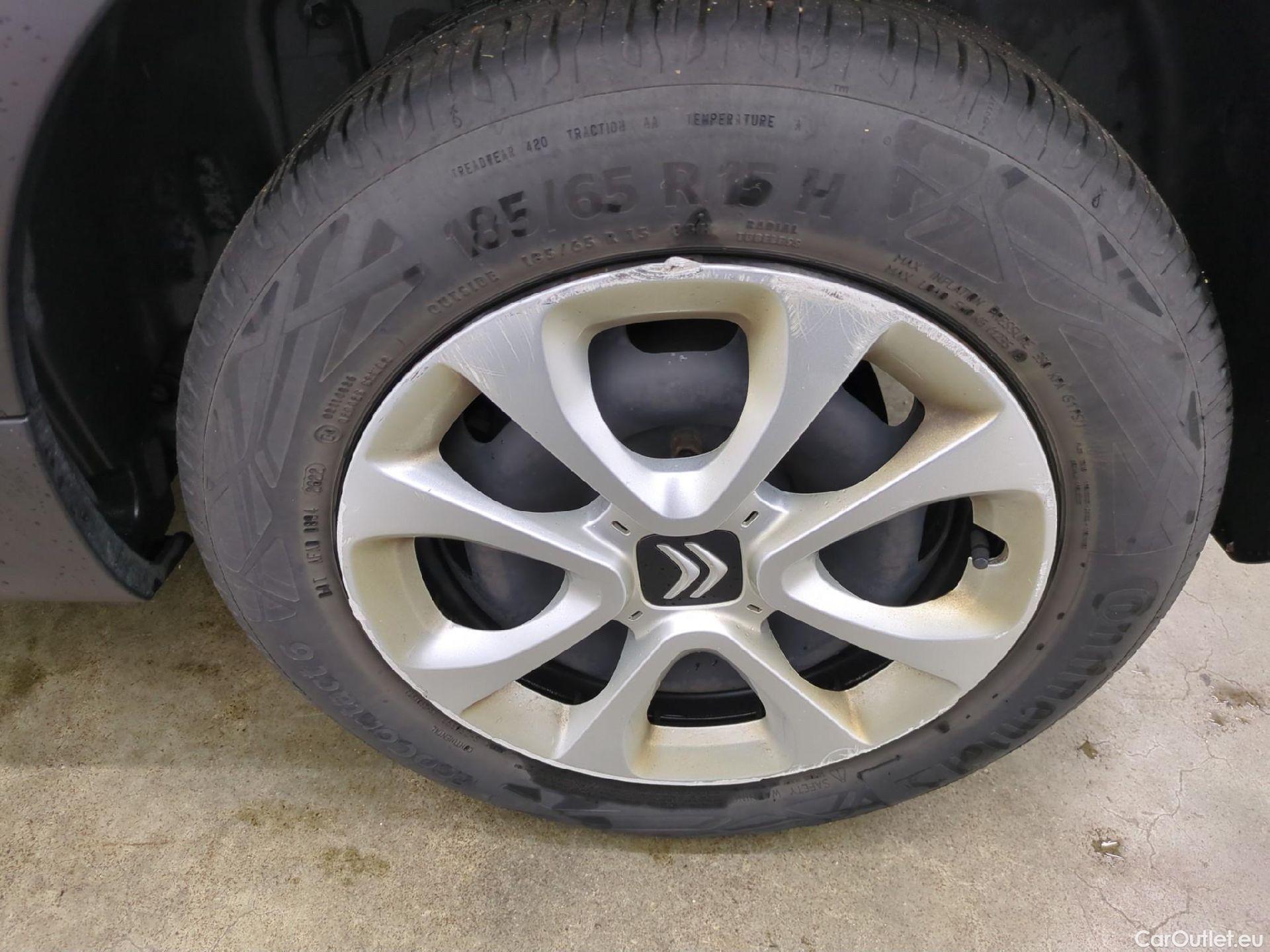  Citroen  C3  Société Feel 1.2 PureTech 80CV BVM5 E6d #16