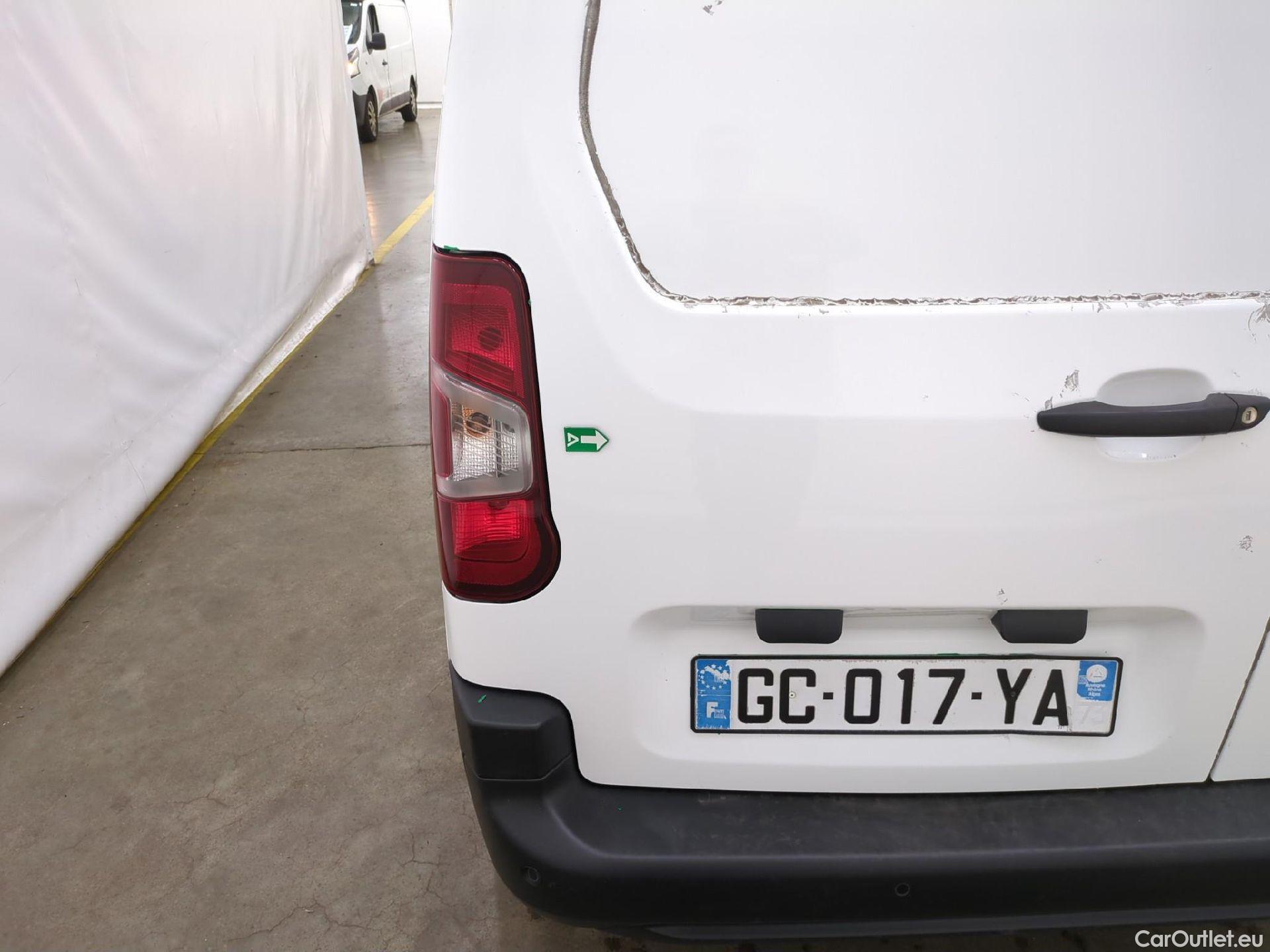  Citroen  Berlingo  Fourgon Club XL 950 1.5 BlueHDi 100CV BVM5 E6dT #3