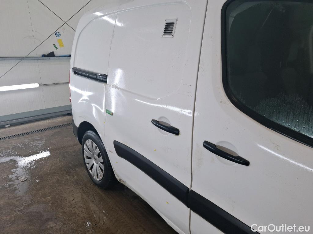  Citroen  Berlingo  Fourgon Business L1 (Court) 1.6 BlueHDi 100CV BVM5 E6 #24