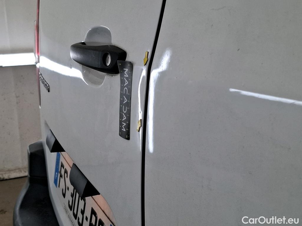  Citroen  Berlingo  Fourgon Driver M 1000 1.5 BlueHDi 100CV BVM5 E6dT #17