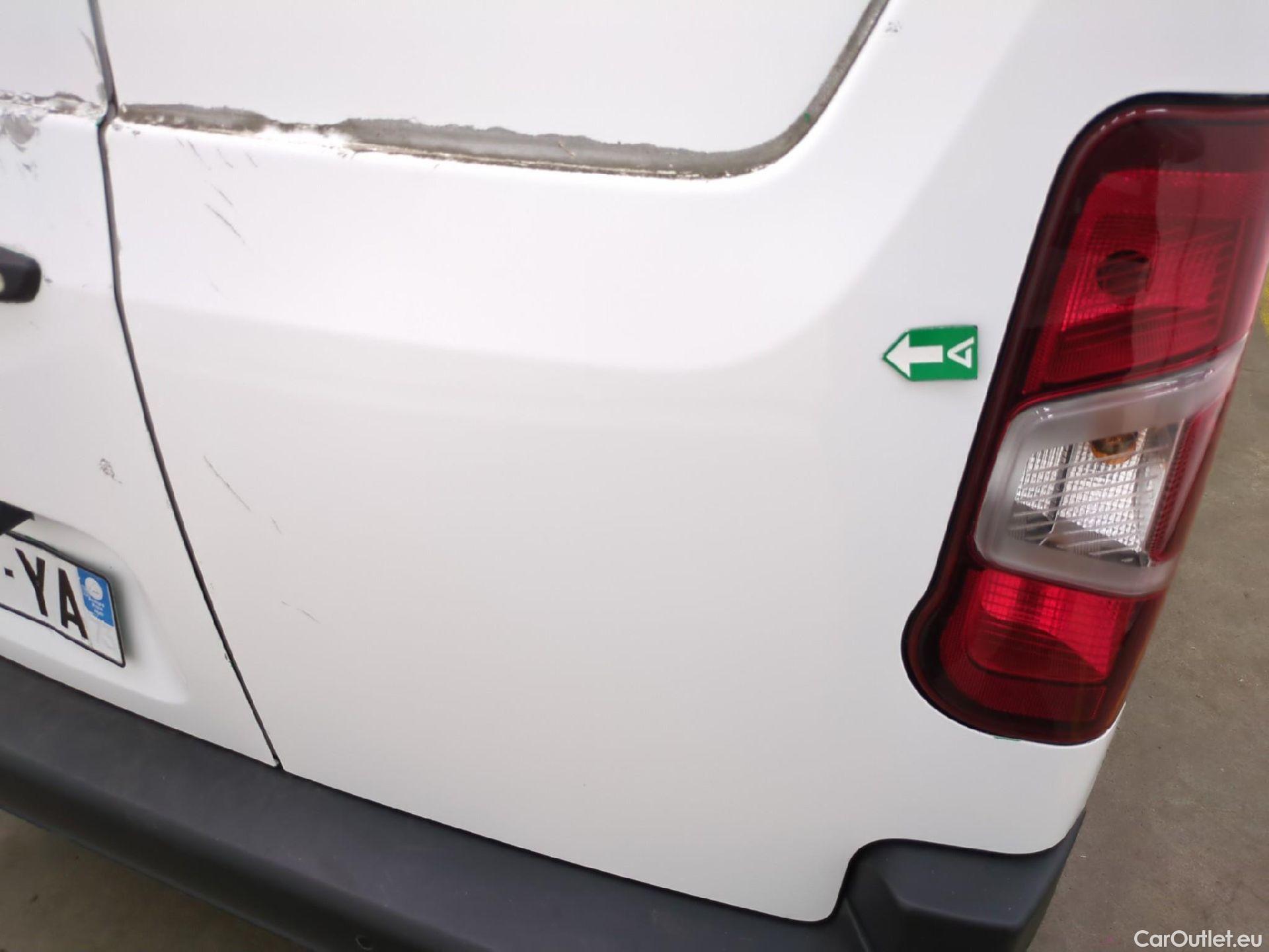  Citroen  Berlingo  Fourgon Club XL 950 1.5 BlueHDi 100CV BVM5 E6dT #6