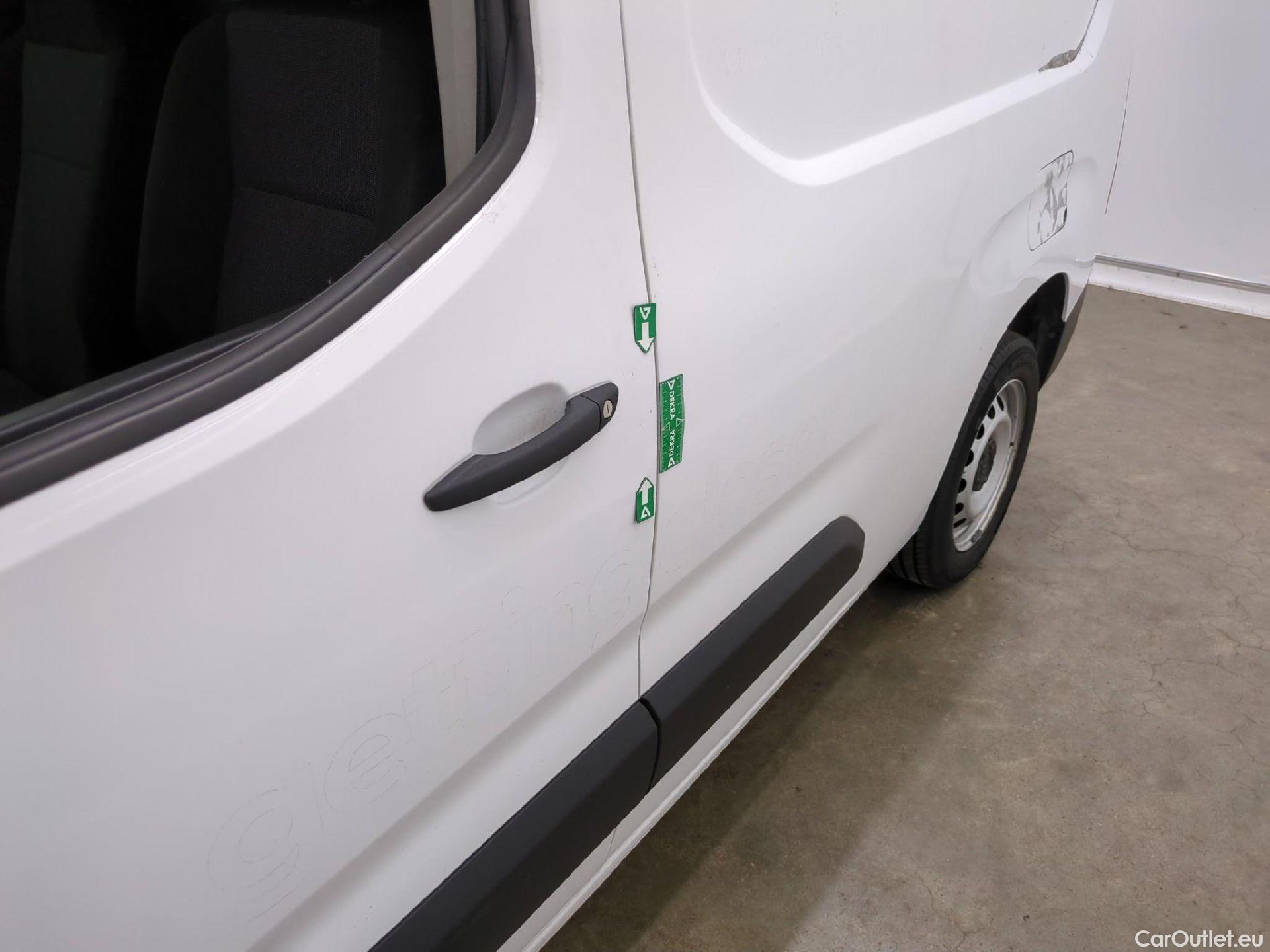  Citroen  Berlingo  Fourgon Club XL 950 1.5 BlueHDi 100CV BVM5 E6dT #32