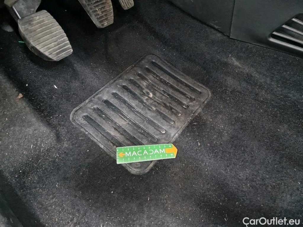  Citroen  C3  Société Feel Nav 1.5 BlueHDI 100CV BVM5 E6dT  #5