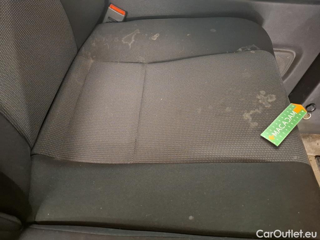  Citroen  Jumpy CITROEN  / 2015 / 4P / Fourgon tôlé M BlueHDi 145 S&S BVM6 CAF Club #45