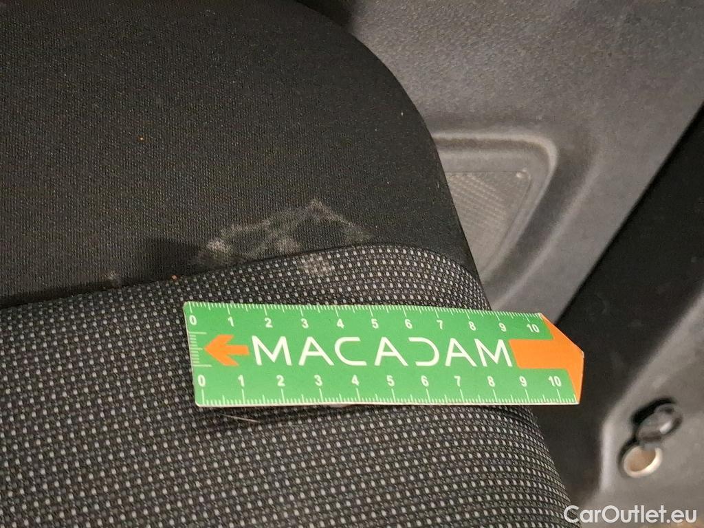  Citroen  Jumpy CITROEN  / 2015 / 4P / Fourgon tôlé M BlueHDi 145 S&S BVM6 CAF Club #47