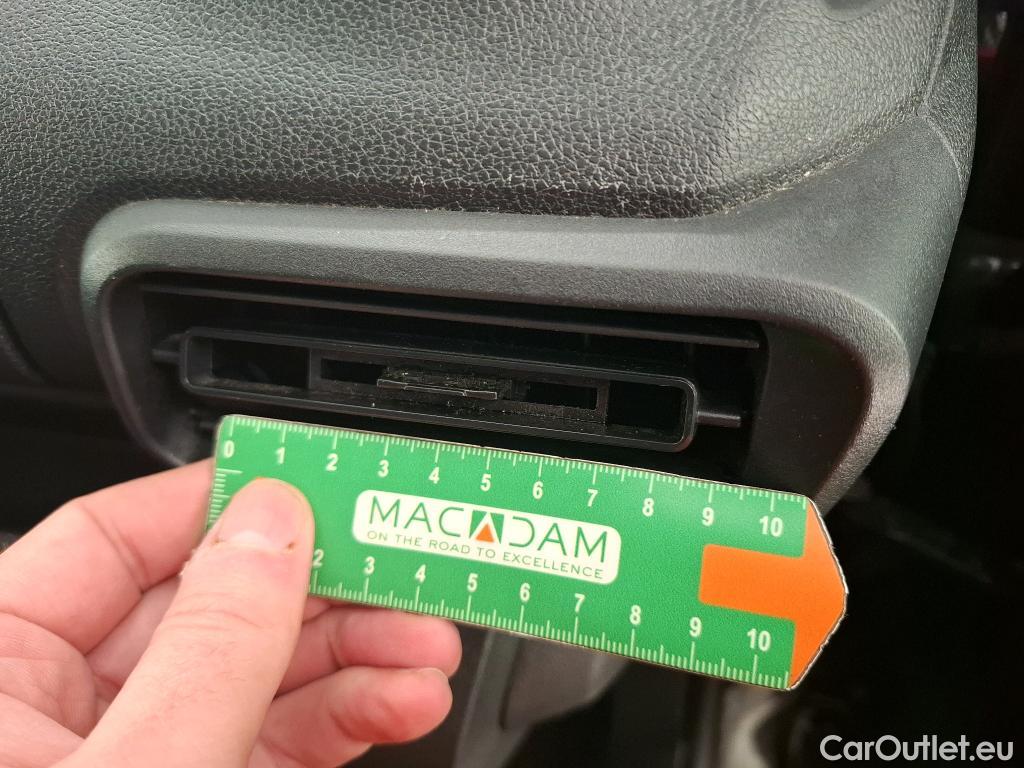  Citroen  Berlingo  Fourgon Club M 1000 1.5 BlueHDi 130CV BVA8 E6dT #31